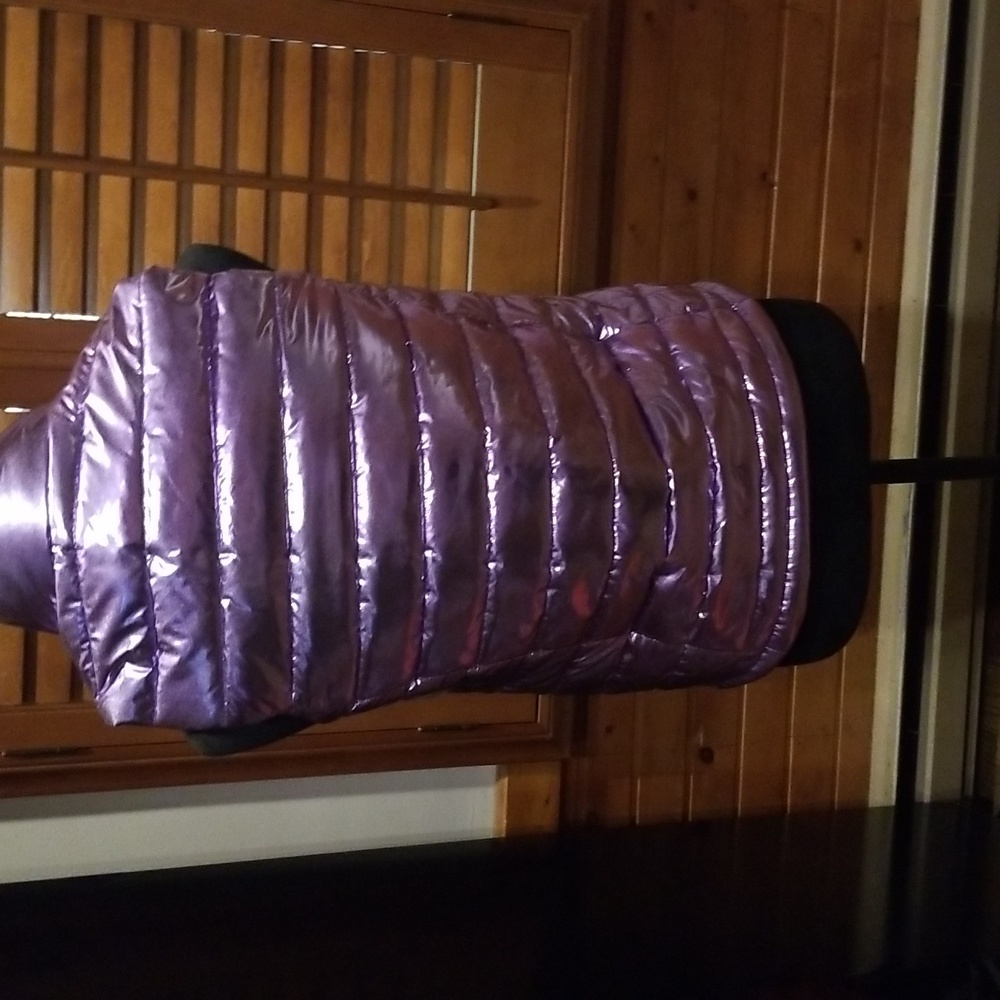 Vest - Picture 2 of 2